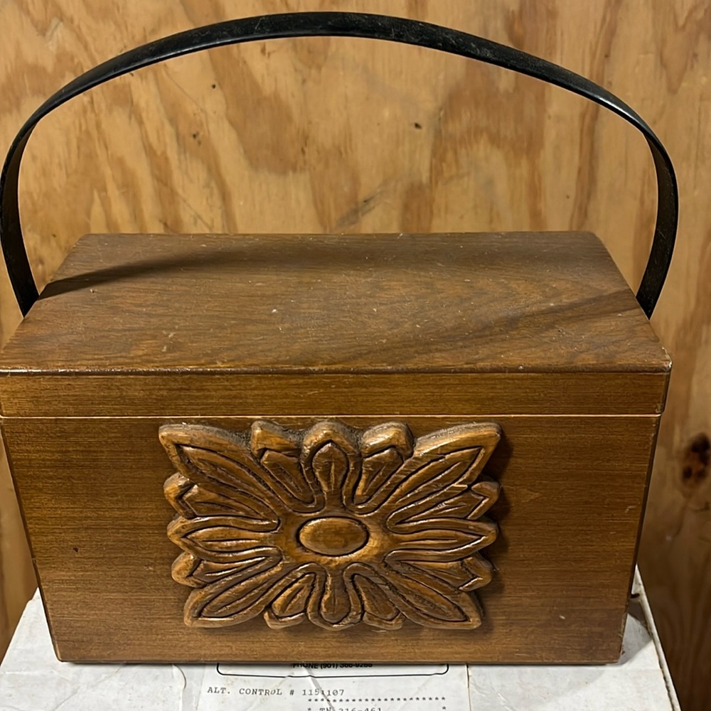 Colons of Texas Wooden Box Purse